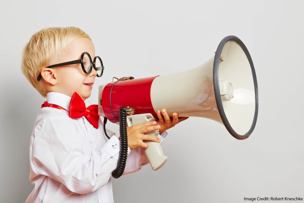 Avoiding Extremes: Common Sense in the Middle